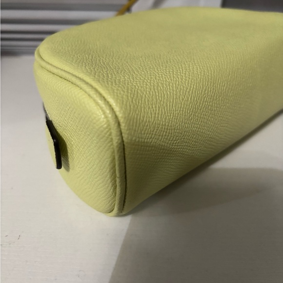 Coach Dome Pouch - Picture 3 of 6